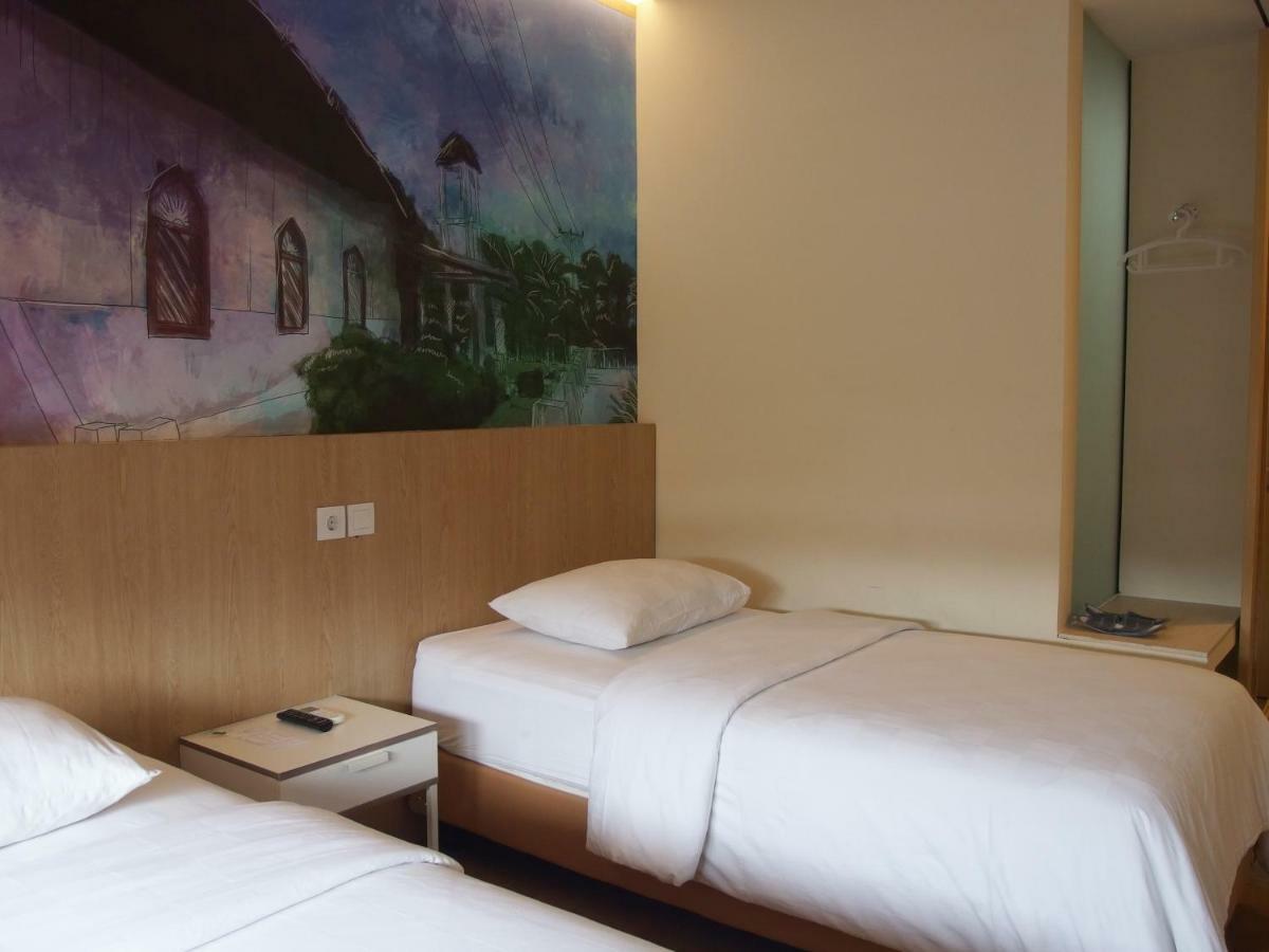 The City Hotel Ambon Dış mekan fotoğraf